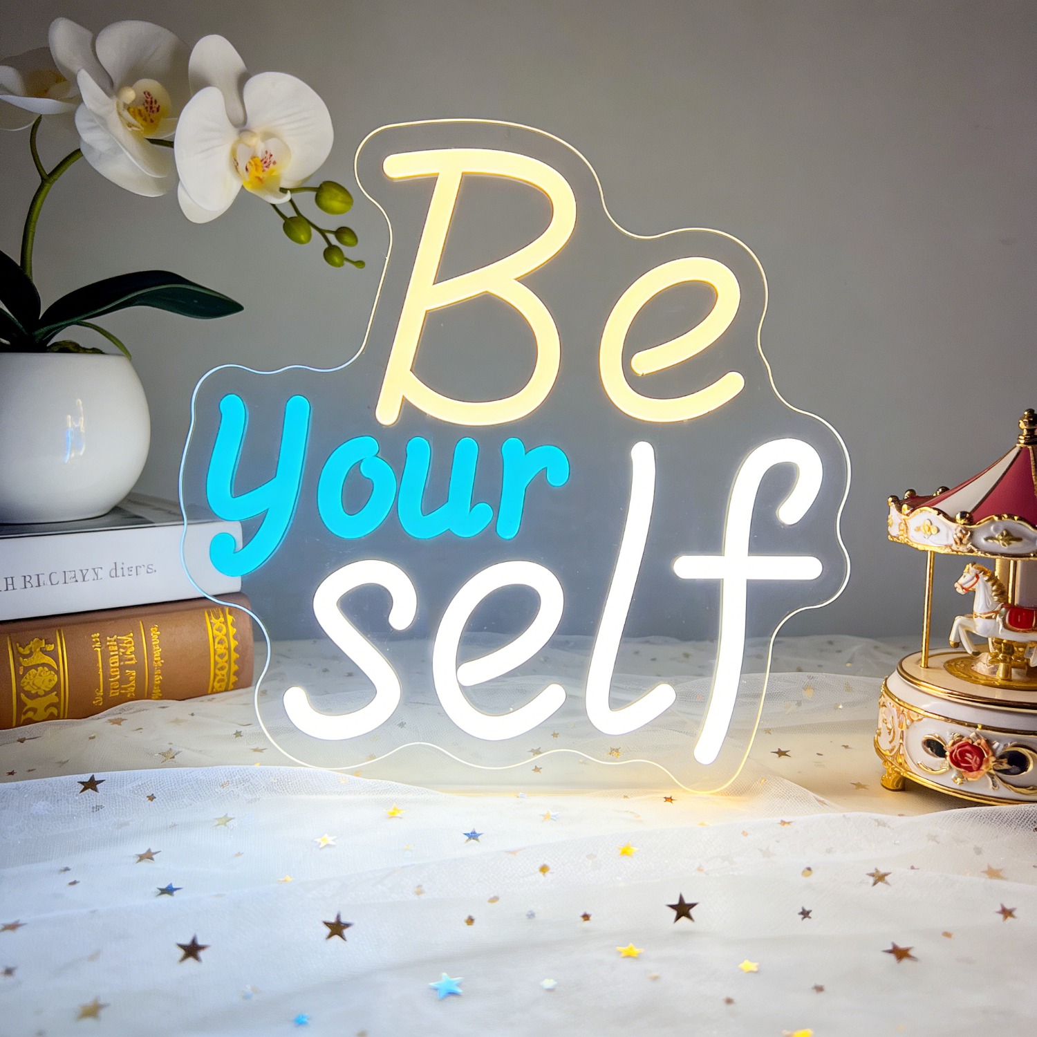 Outdoor Lighting Quotes - Letrero de Neón Inspirador 'Be Yourself',