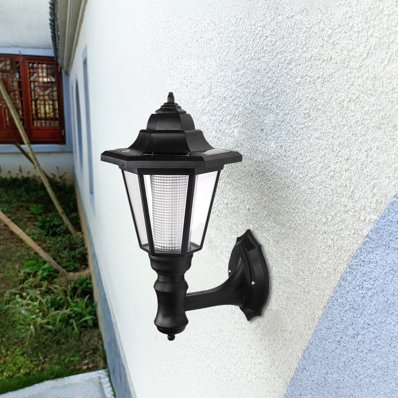 Lámpara de pared solar retro,  - Outdoor Lighting On Fence reseña y precio